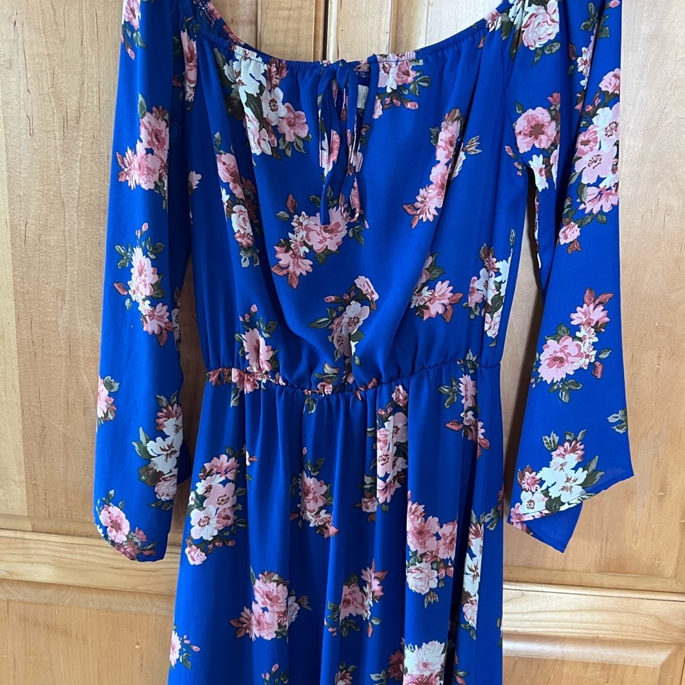 Altar’d State blue floral print; floor length w/ tapered waist. Very flattering